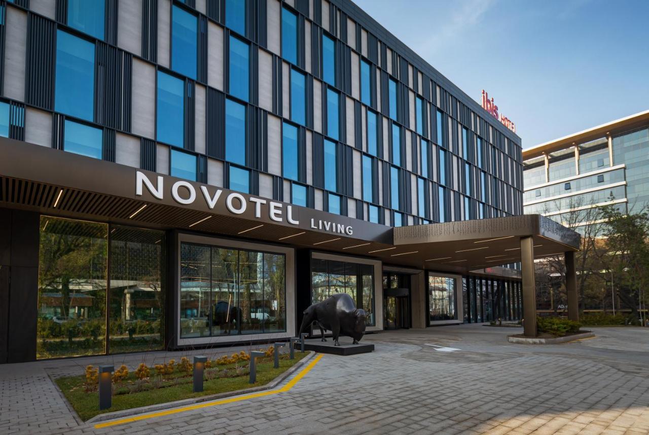 Novotel Living Almaty Jetisu Eksteriør billede