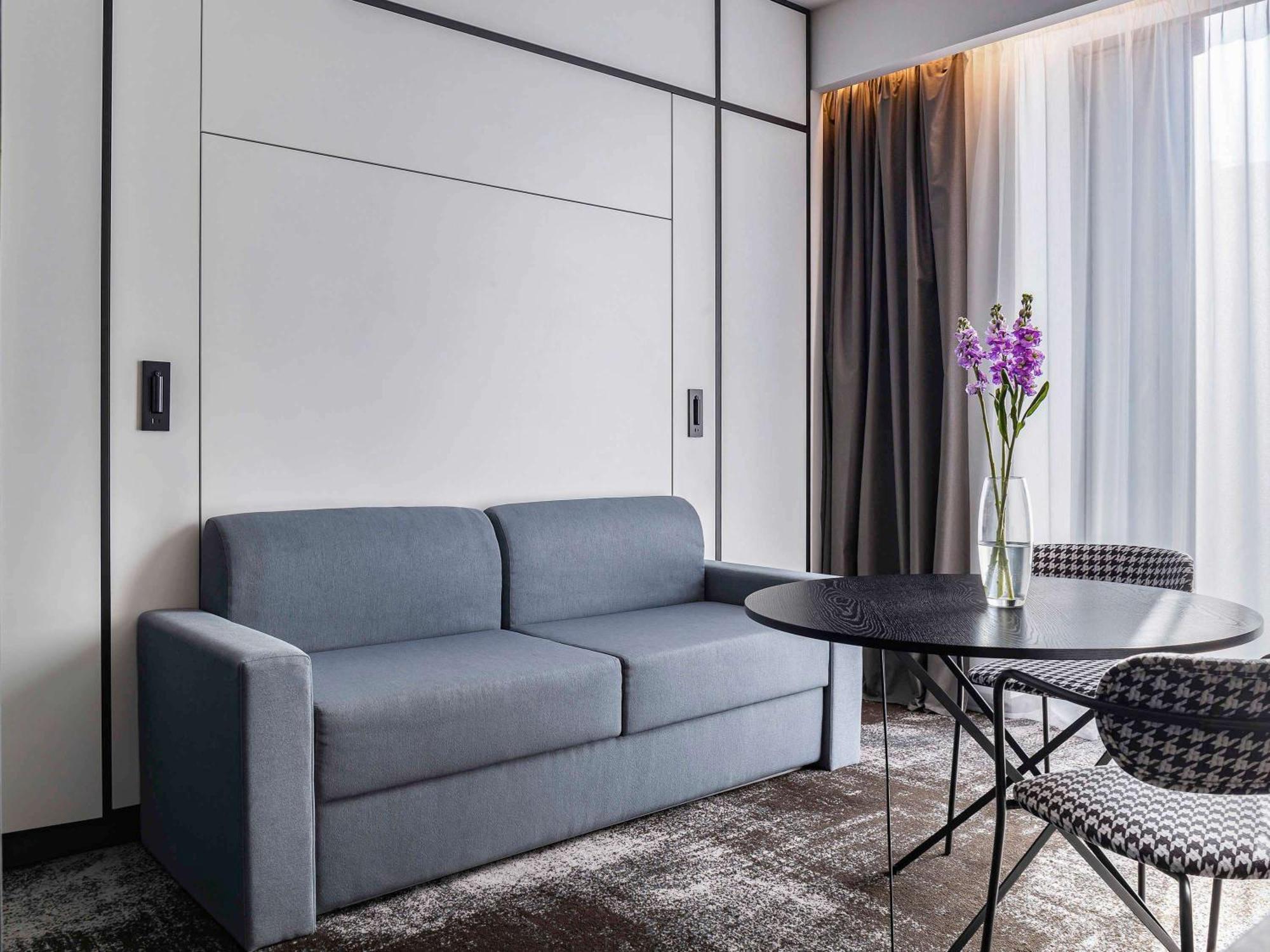 Novotel Living Almaty Jetisu Eksteriør billede